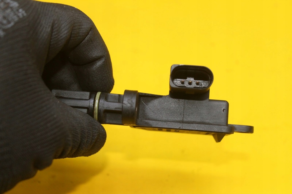 фото №5, Датчик рівня оливи polo iv 1.2 12v 045907660d