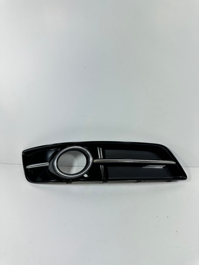 фото №1, A3 8p lift решётка бампера правая 8p0807682j