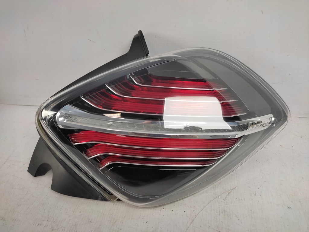 фото №1, Renault zoe lift лампа права задня задня 2018- led
