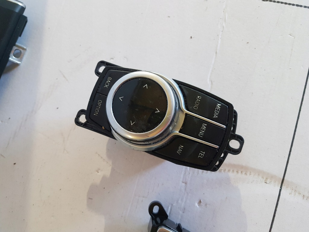 фото №3, Bmw 2 f45 f46 радіо навігація панель i drive