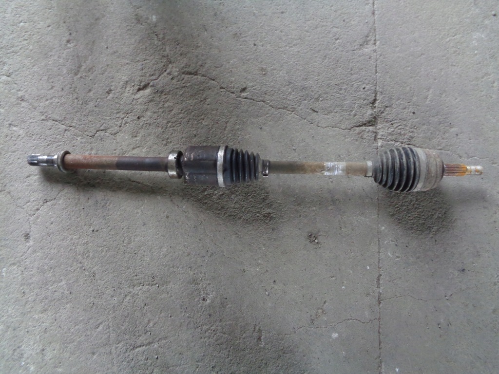 фото №1, Dacia duster i 2014 привідний вал права 391002885r