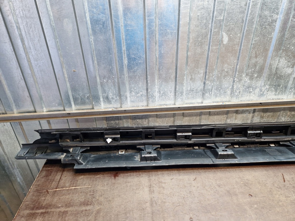 фото №10, Молдинг поріг права vw passat b8 alltrack