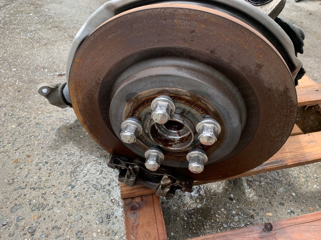 фото №9, Ford mustang mach-e rwd 75.7kwh поворотний кулак диск супорт правий задня задня