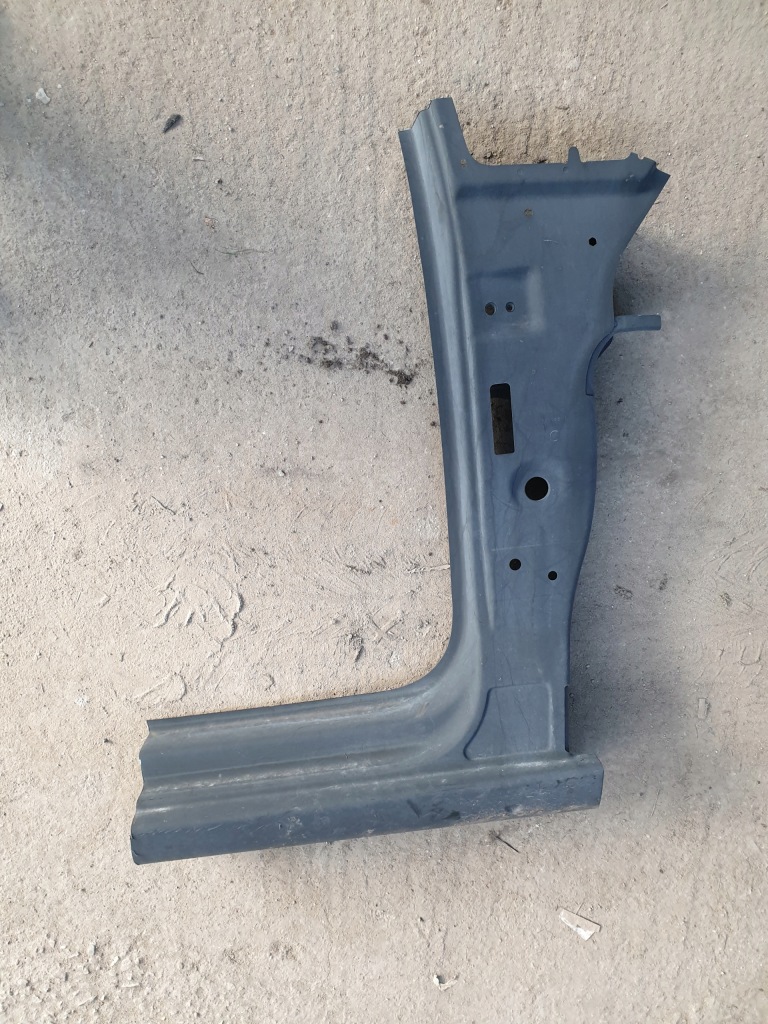 Купити Vw caddy 3 обшивка порога  стійка праве  нове oem