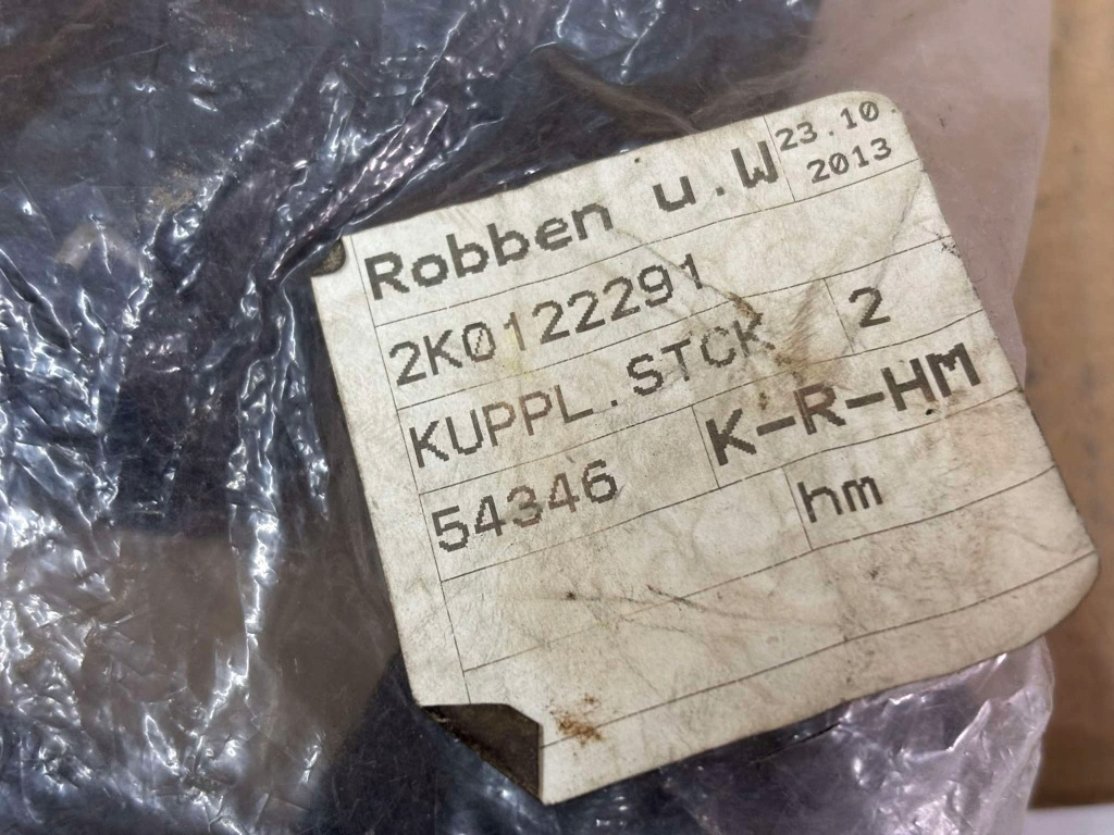 Патрубок системи охолодження коліно vw caddy 2k0122291 в Україні