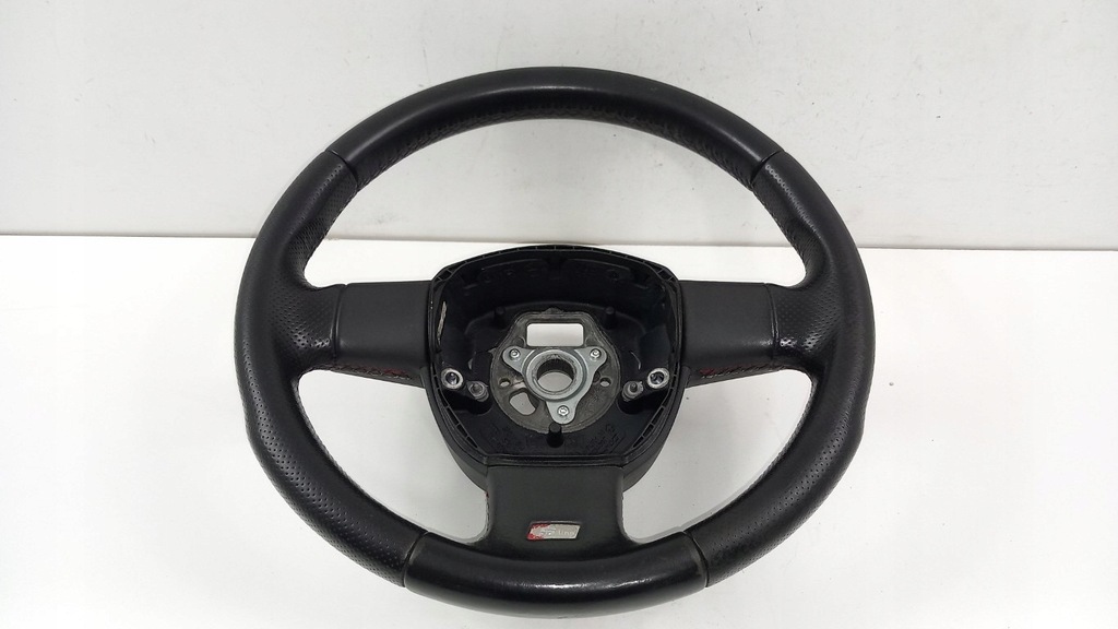 фото №1, Audi a3 8p воздуховод кожа s-line