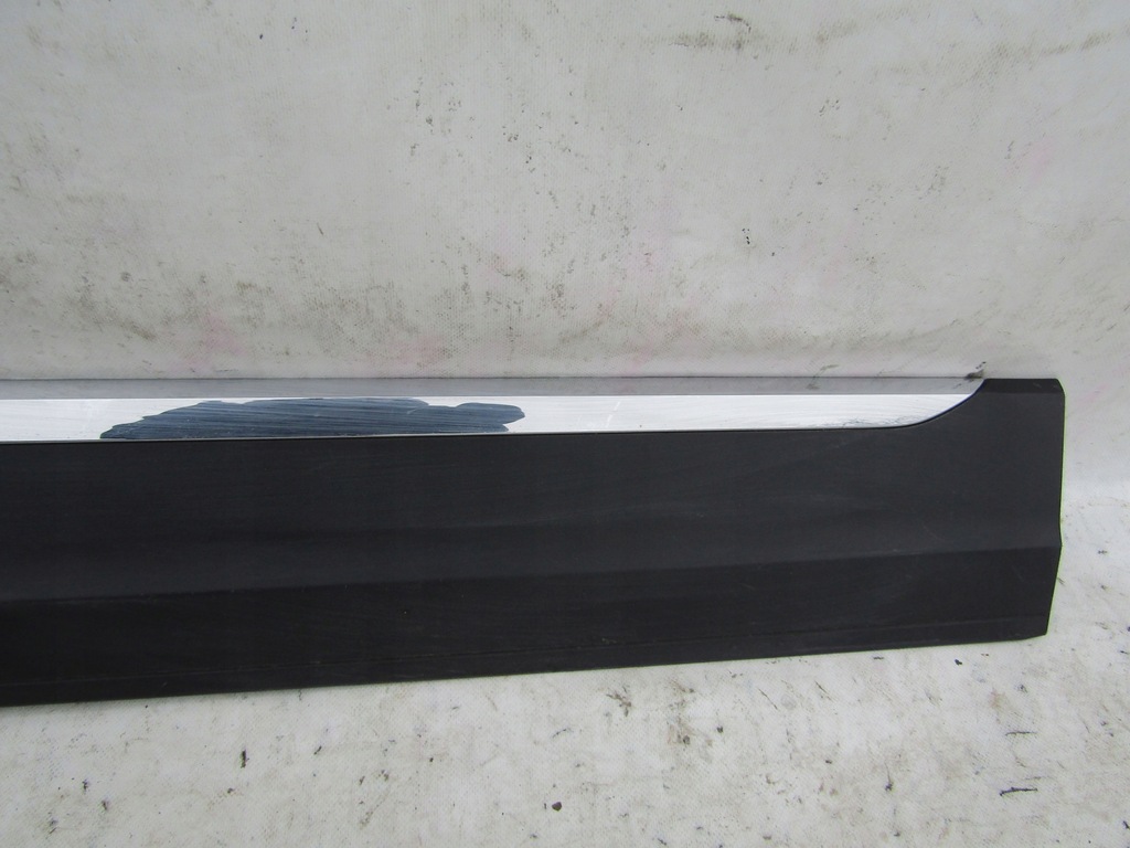 фото №3, Молдинг na дверь vw t-roc cabrio 2gc правое