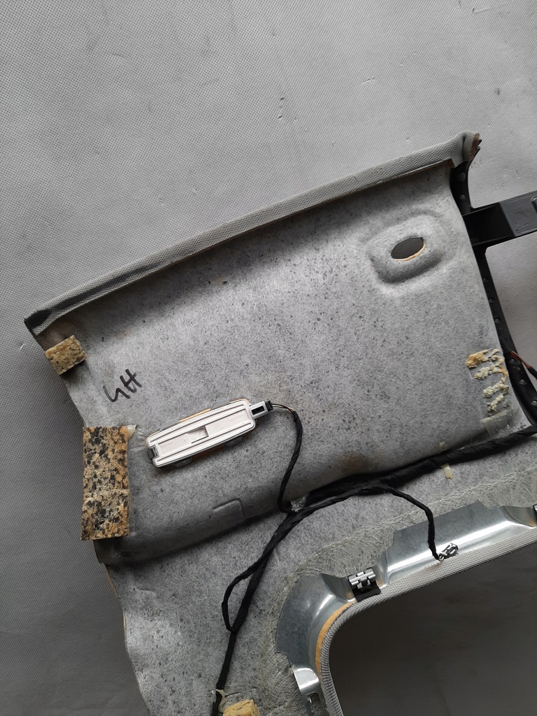 фото №11, Audi a8 d4 потолок обивка крыша 4h0867505h