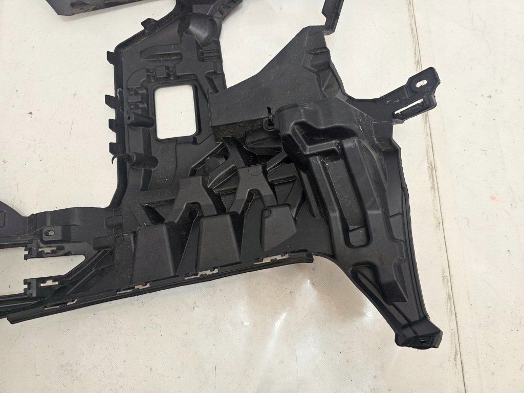 Купить Bmw x5 g05 19- направляющая бампера правый перед 8085628 америка