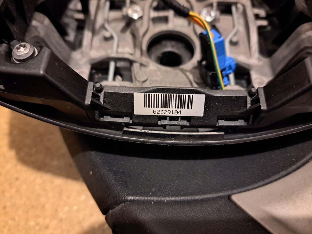 фото №8, Повітропровід мультифункція кнопки citroen c5 iii x7 96749203zd 08-15