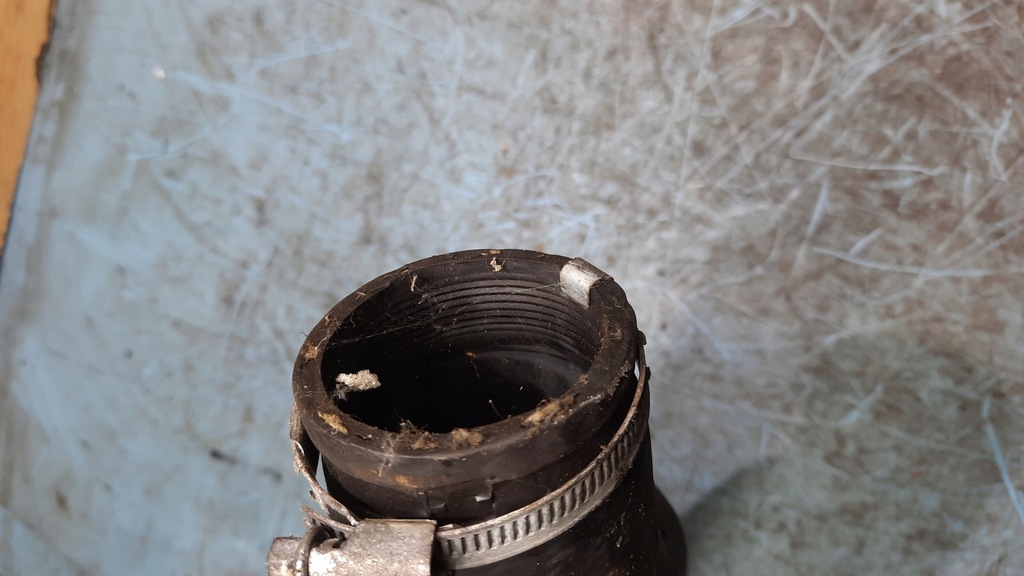 фото №8, Труба интеркулер volvo v40 1.6 d2