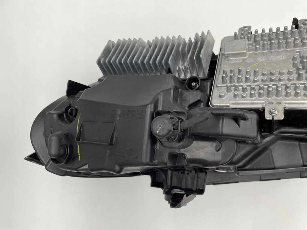 Bmw g20 g21 лампа правая рестайлинг  lci anglik 5a1a4f8 Киев