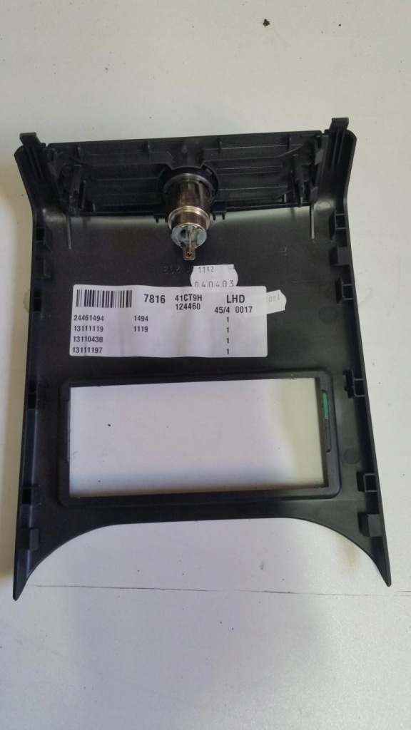 фото №3, Разъём прикуривателя панель opel vectra c