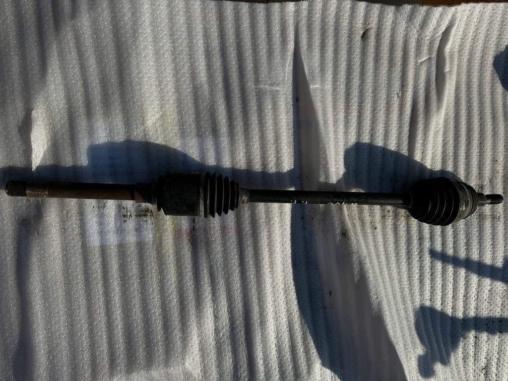 фото №1, Mercedes w166 приводной вал правый перед