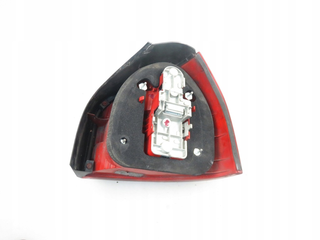 фото №6, Лампа ліва задня audi a3 8l lift