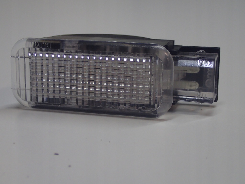 фото №5, Audi a5 8t лампа освещение кабины 4b0947415a