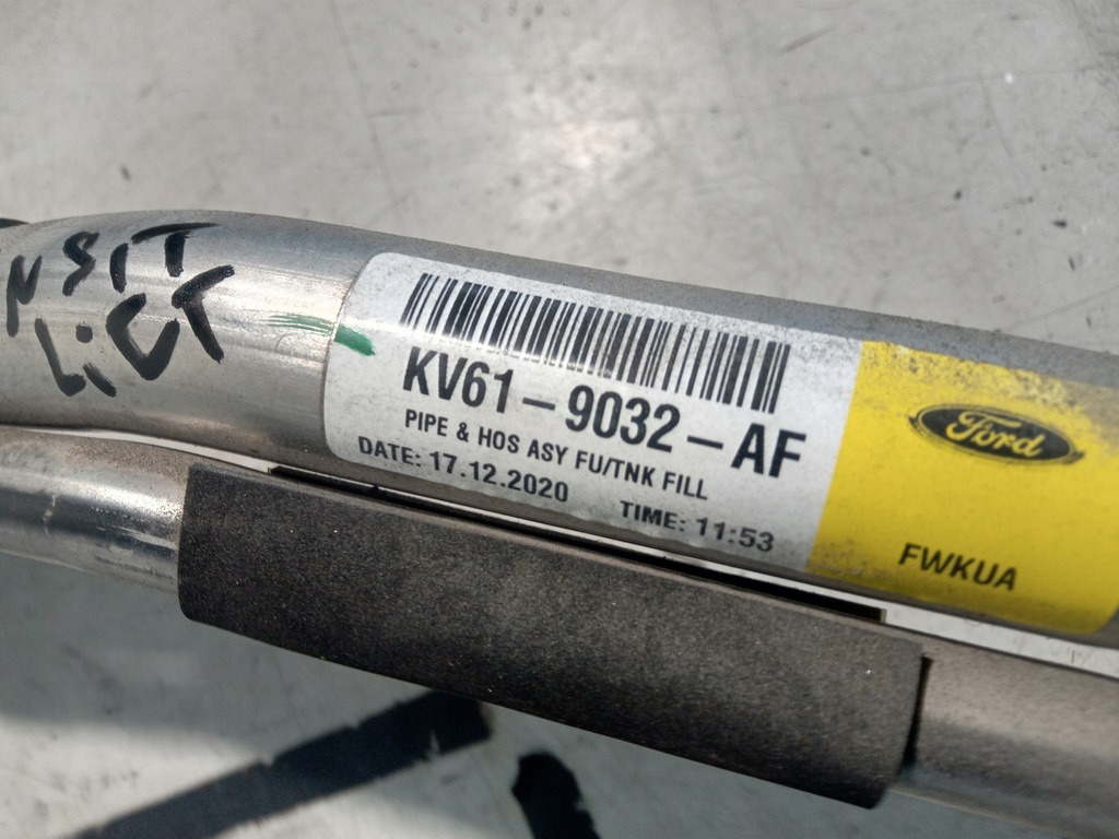 фото №3, Ford tourneo connect mk2 lift труба заливная горловина топлива 1.5