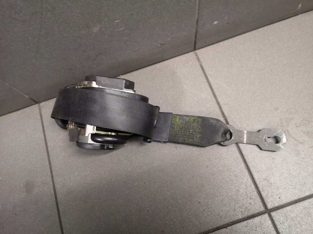 фото №1, Pas безопасности левый перед a8 d2 4d0857705ab