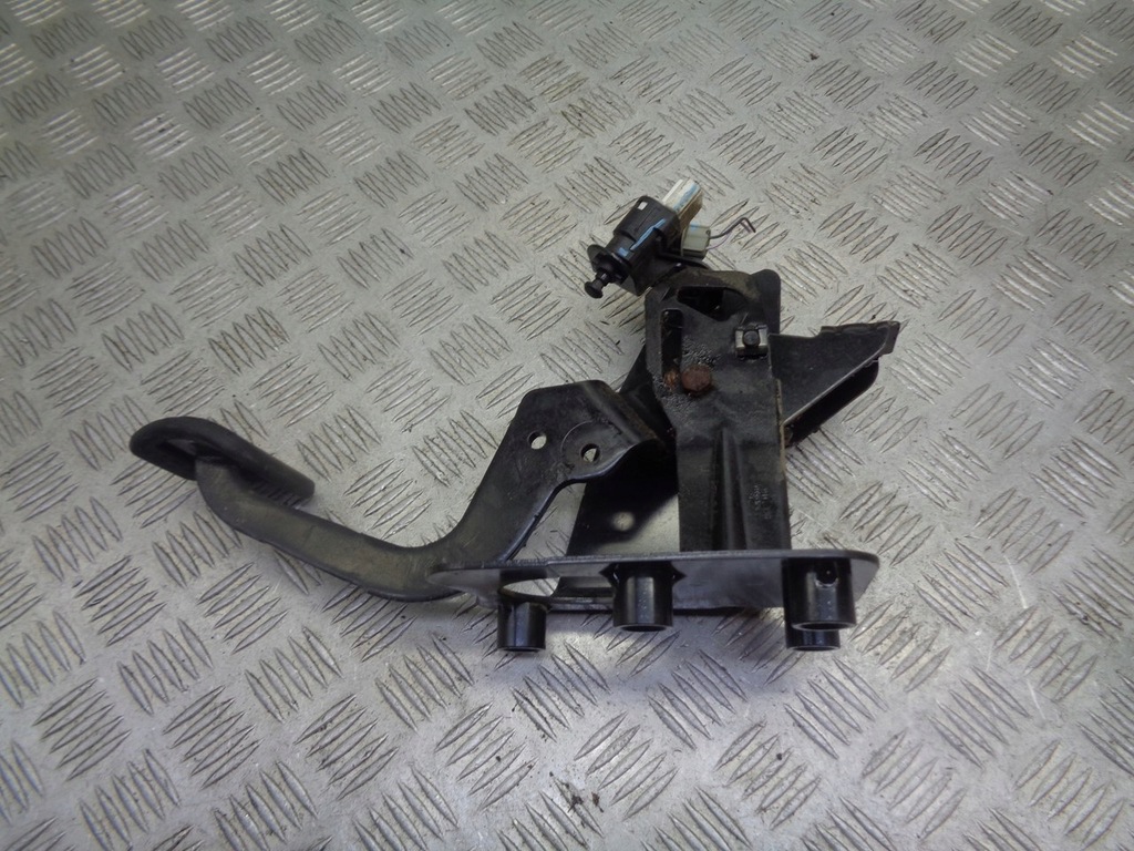 фото №3, Педаль тормоза renault espace iv 8200147548