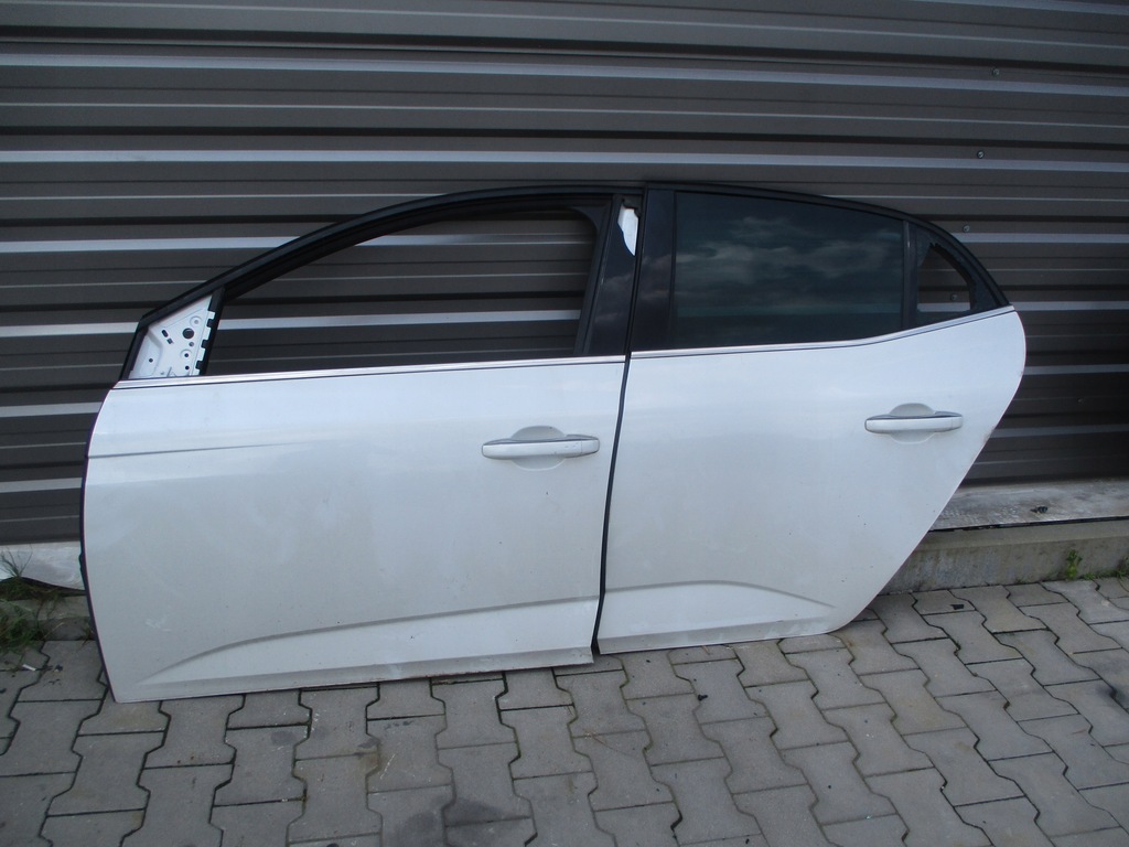 фото №1, Megane iv 4 teqnc дверь левая перед задняя