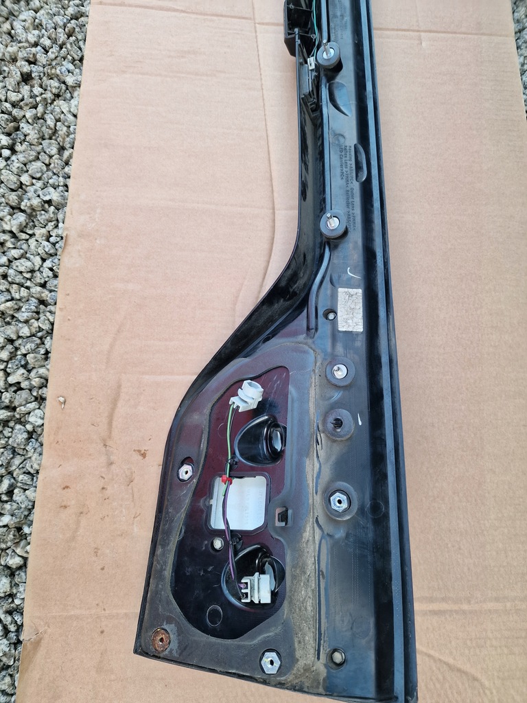 фото №12, Dodge durango 2018 2019 2020 2021 2022 2023 комплектная накладка задняя лампа