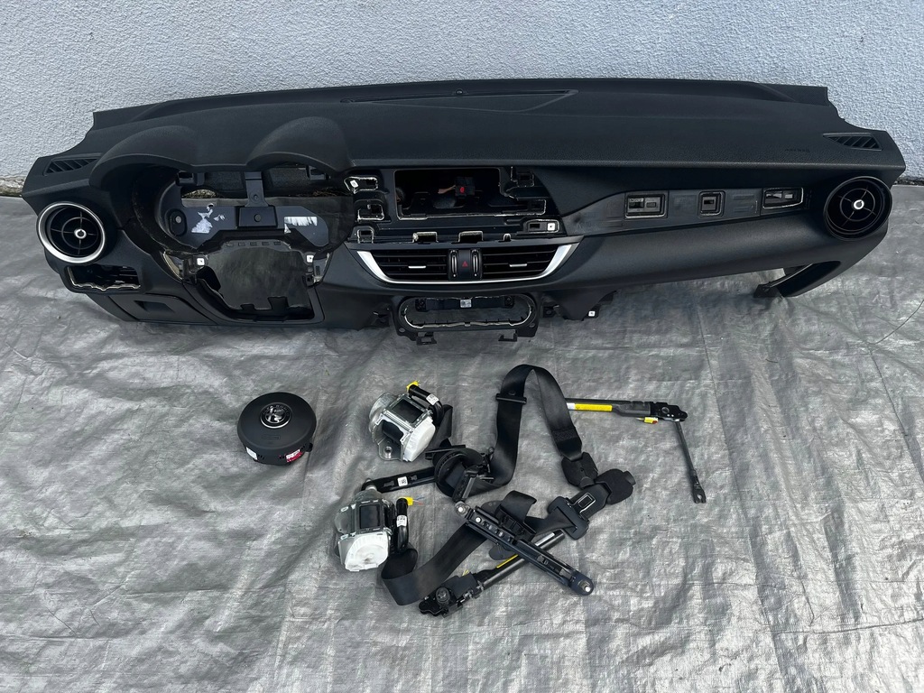 фото №5, Alfa romeo stelvio консоль подушки безопасности ремни подушка безопасности