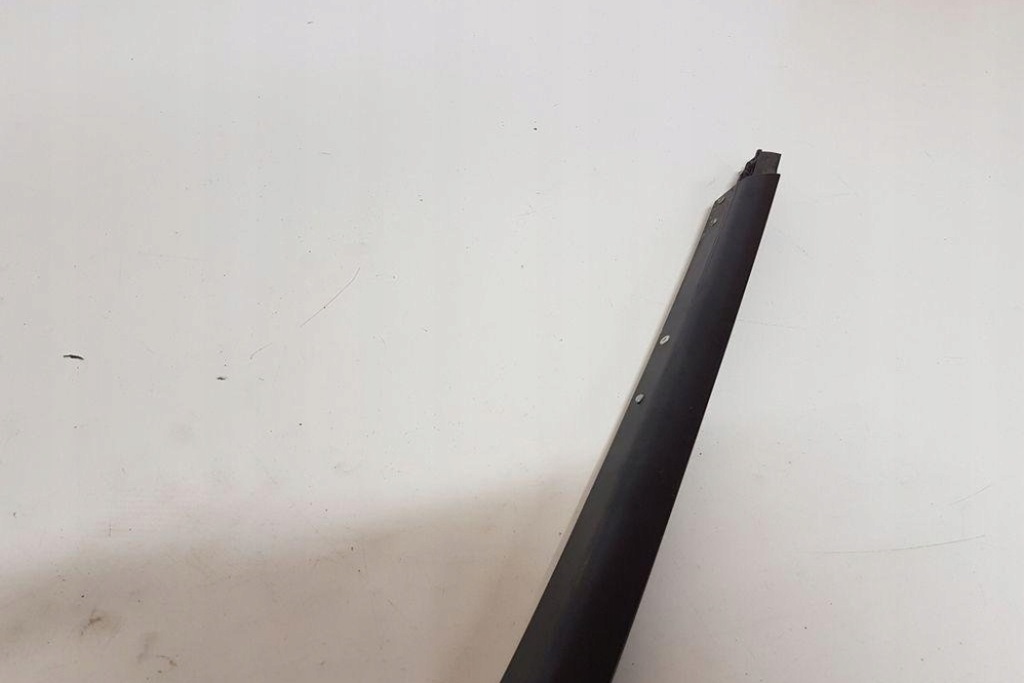 фото №7, Молдинг ущільнювач задніх лівих двері bmw 3 f30, f80 136110de 2.0l