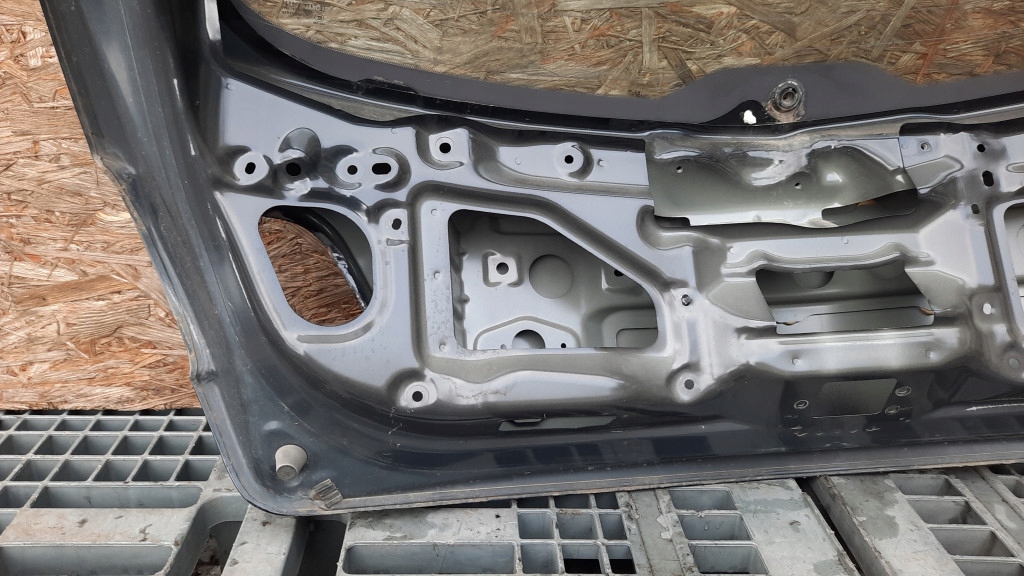 фото №13, Кришка багажника задня задня mazda 3 bk 05r 1.6b hb