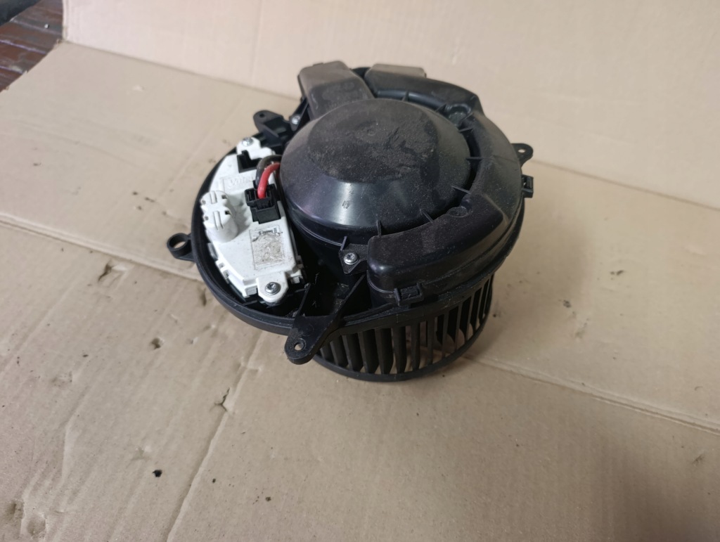 фото №1, Bmw 7 g11 g12 повітродувка резистор вентилятор f011500112