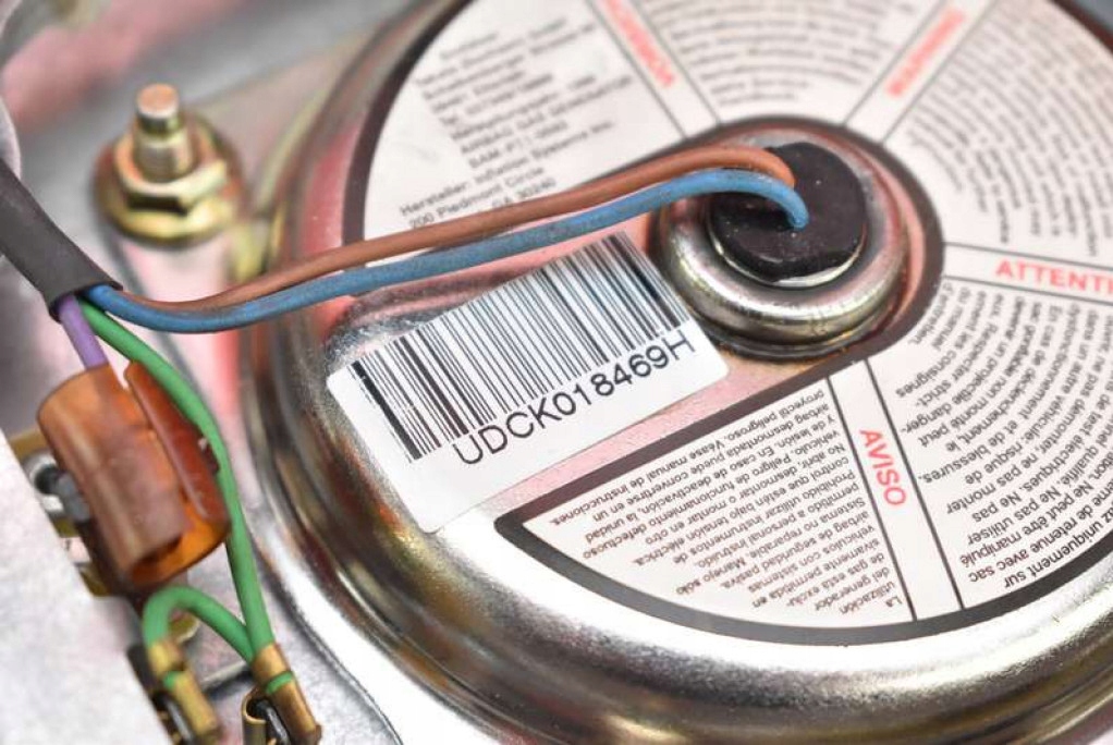 фото №7, Подушка безпеки подушка повітряна водія 8d0880201h audi a6 c5 97-01