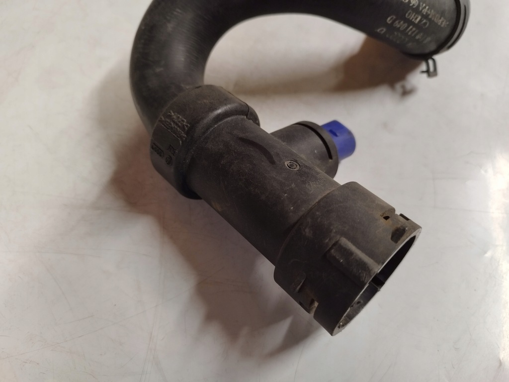 фото №10, Audi a4 b5 lift 2.8b wąż труба системи охолодження 8d0121049d