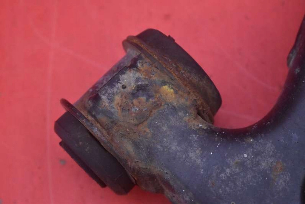 фото №7, Важіль лівий перед нижній mazda 3 1 i bk 1.6 16v 105 km 06-09