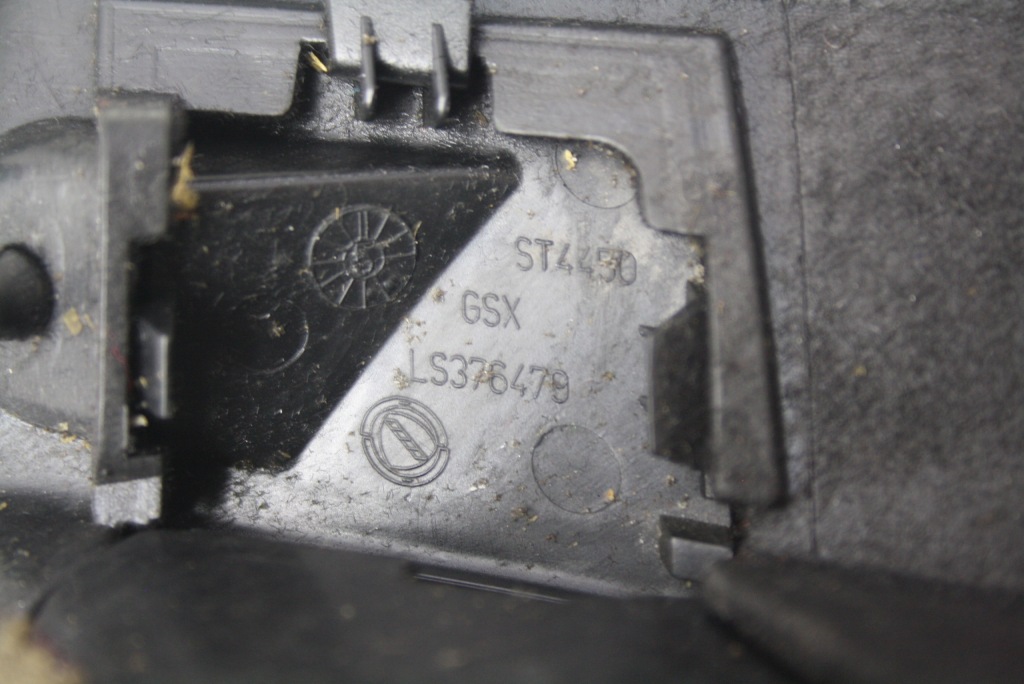 Бардачок пасажира berzowy alfa romeo 159 ls374616 ls374679 156054236 Ціна