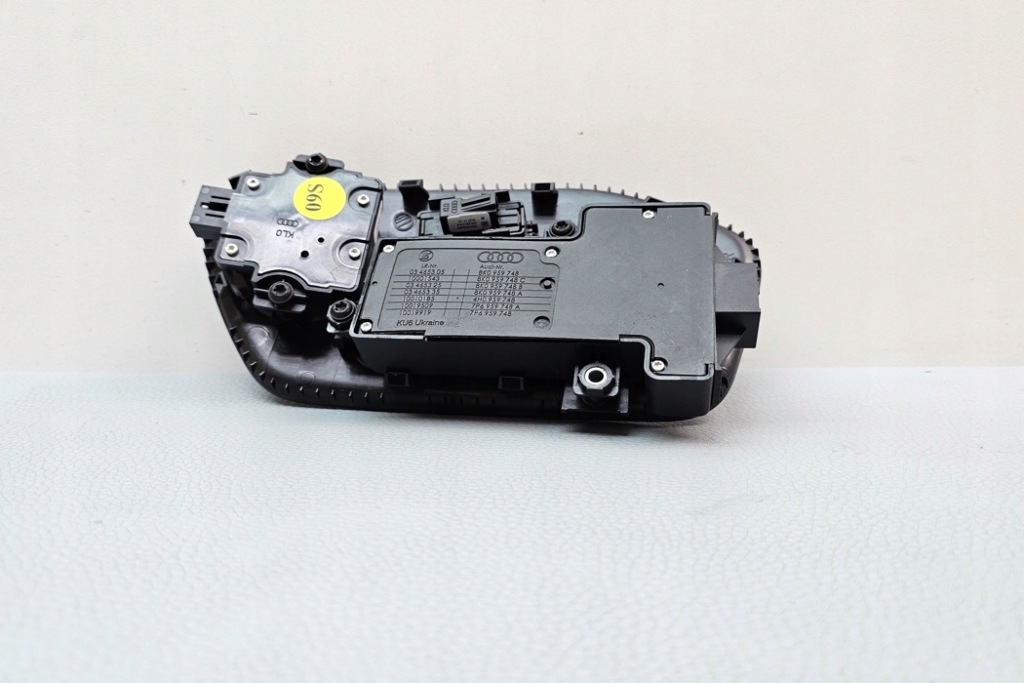 фото №9, Кнопки регулировки правого сиденье audi a8 4h_ 4h0959748 4.2l бензиновый