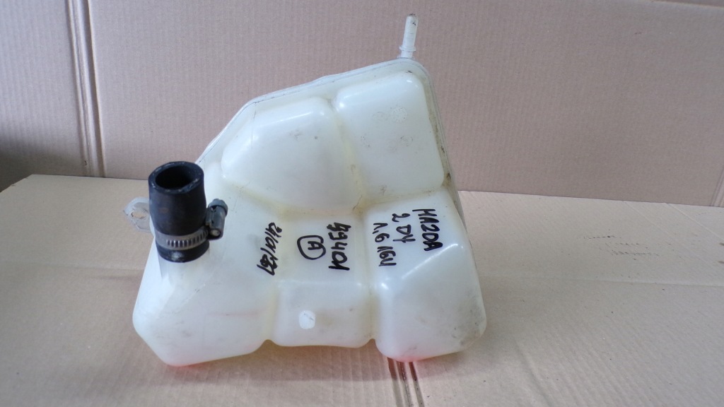Mazda 2 1.6 16v бак розширювальний Зі Шроту