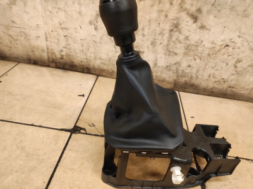 фото №6, Ручка домкрат чехол переключения передач sandero iii 3