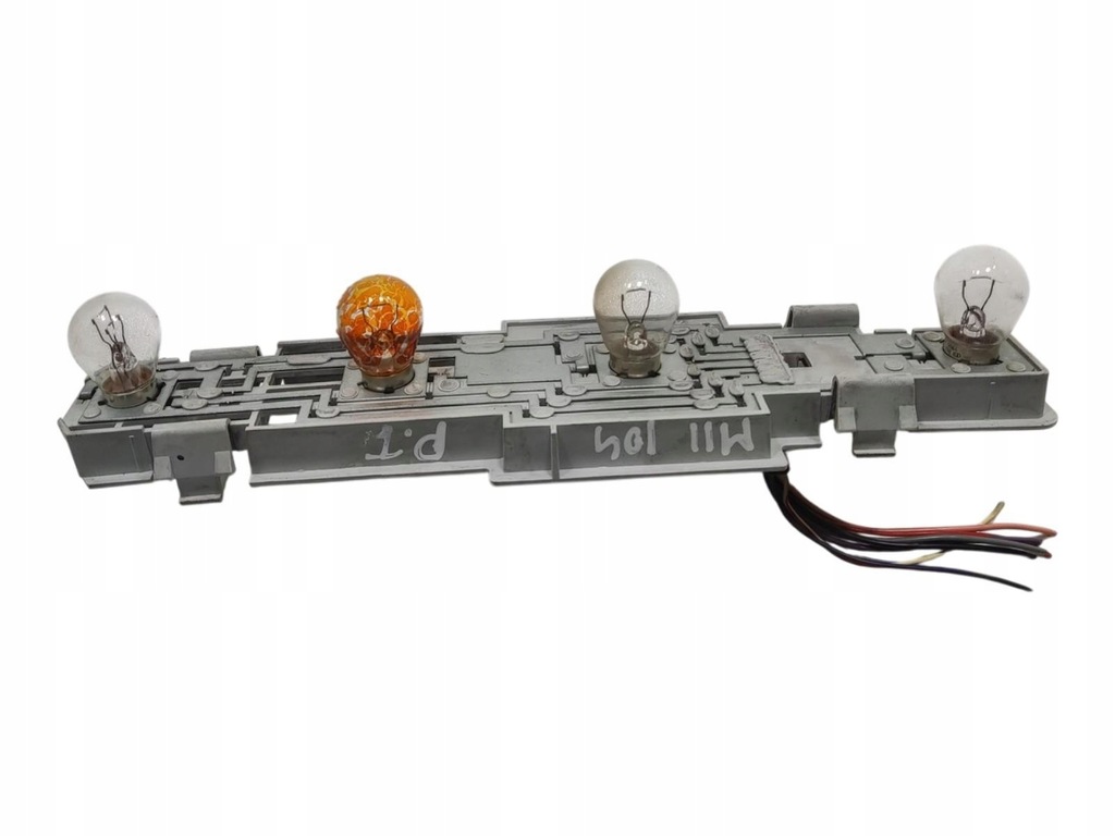 фото №1, Вкладиш лампи задня правий лівий цоколь лампочка renault master ii lift 2004-2009