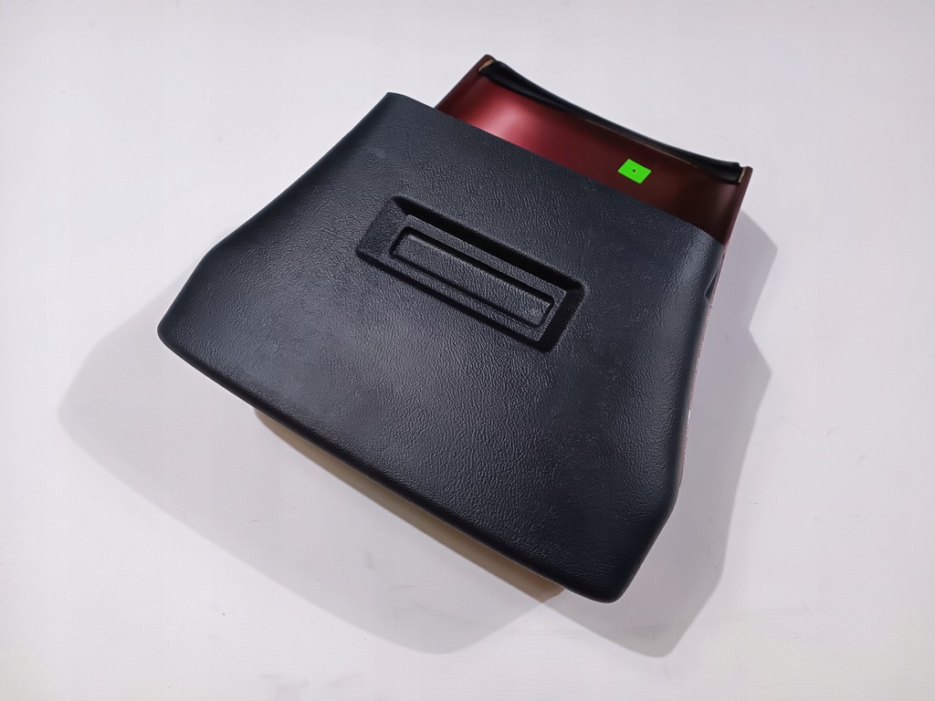 фото №7, Панель захист замка logo corvette c5 cabrio 1999-