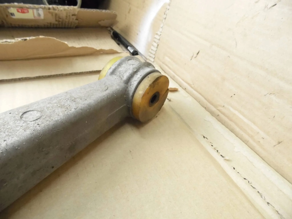 фото №2, Alfa romeo 166 рычаг задний правый