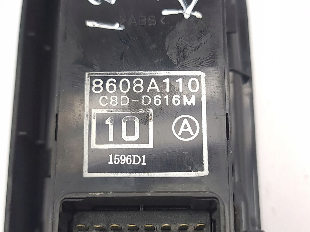 фото №8, Mitsubishi pajero 2007 перед сторона левая кнопки окон