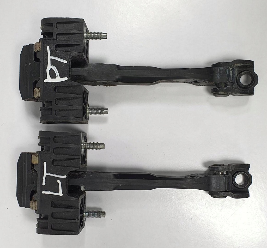 фото №6, Ограничитель дверь задняя задний volvo v50 31217751