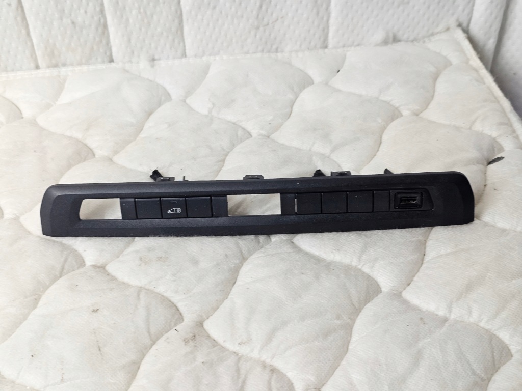 фото №1, Защита молдинг переключатель панель usb oprt peugeot expert jumpy iii proace