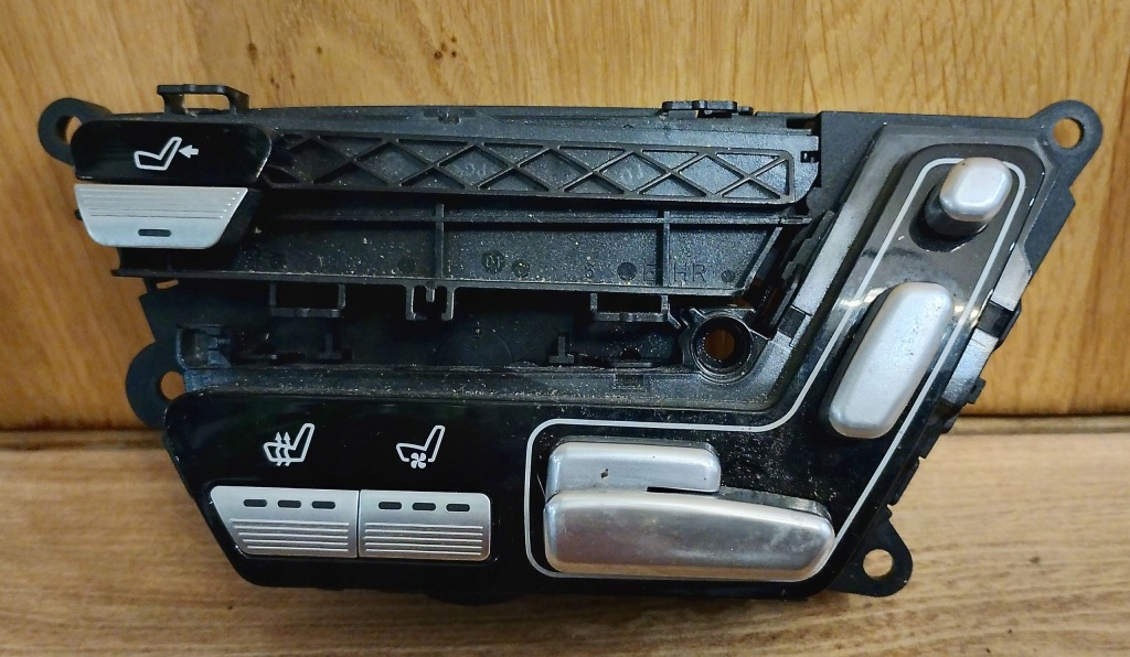 фото №1, Панель сиденье переключатель правый задняя mercedes s w221 cl w216