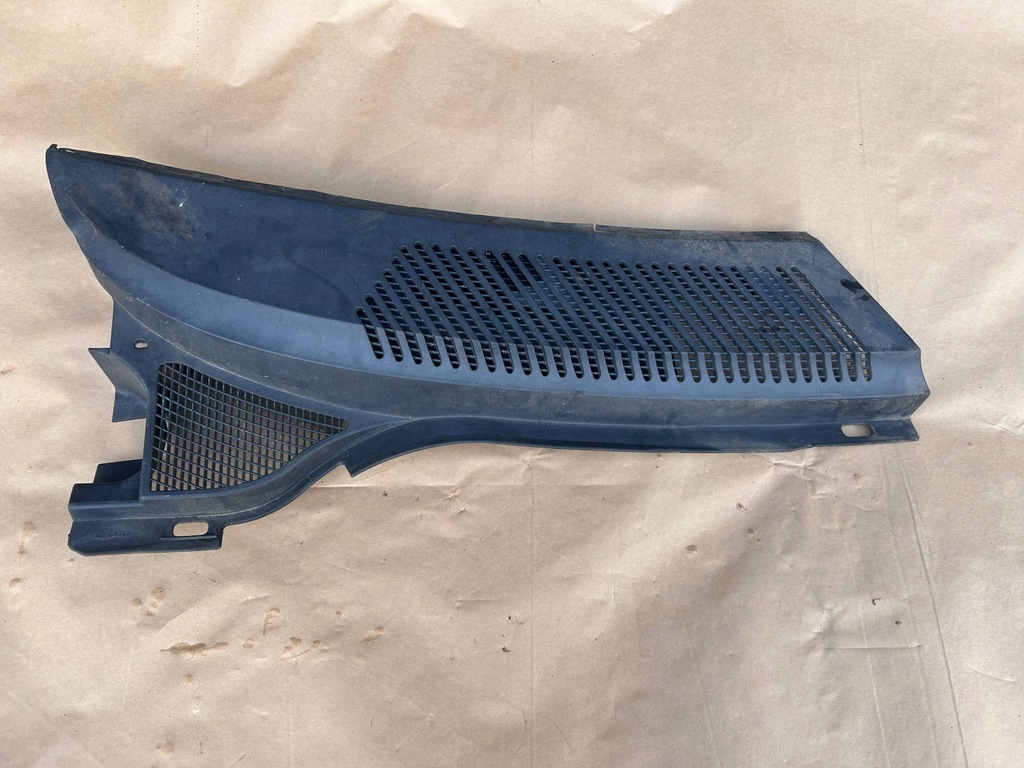 фото №1, Жабо праве передні 8200050331 renault scenic i