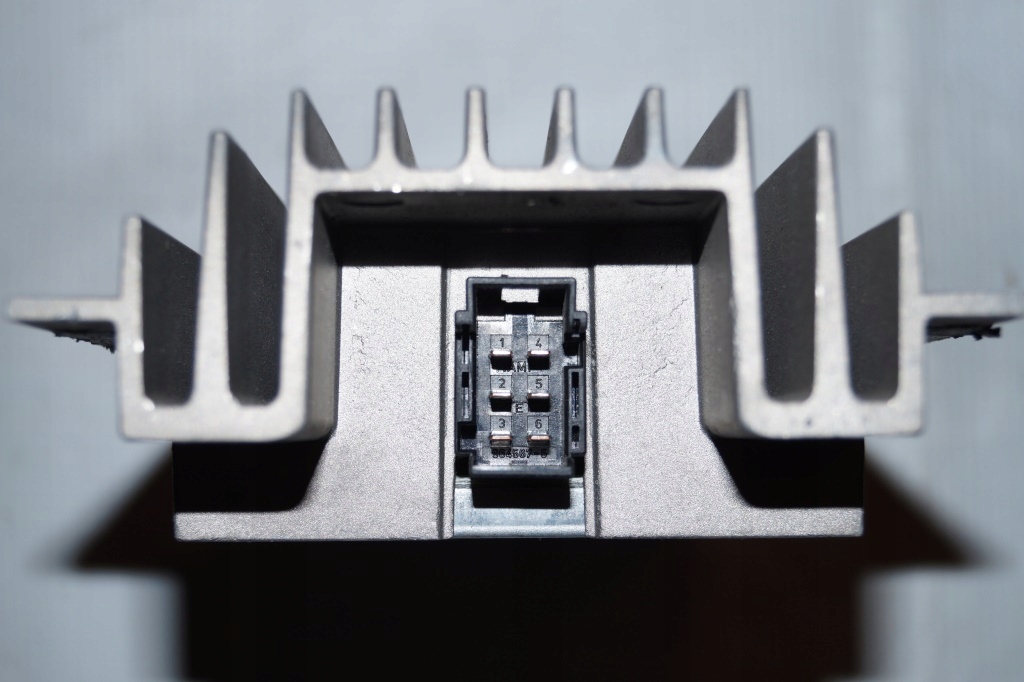 фото №3, Range rover l322 усилитель