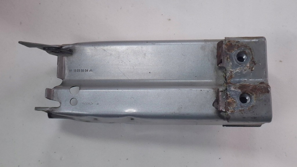 фото №1, Opel insignia a 2010 амортизатор 13235554