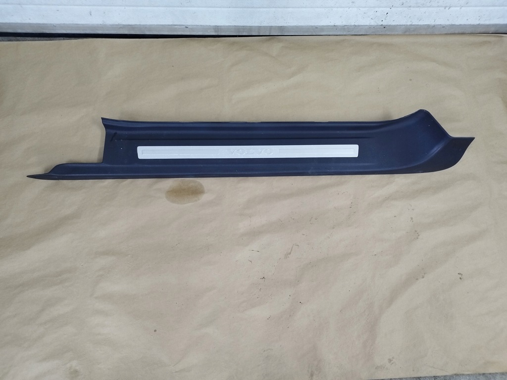 фото №1, Молдинг накладка поріг права volvo c70 ii lift 2011r 31323197