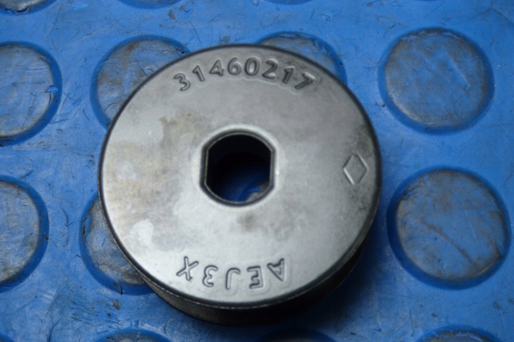 фото №9, Колесо зубчасте ремінь насоса оливи 31460216 31460217 volvo v60 s60 iii 2.0 tb