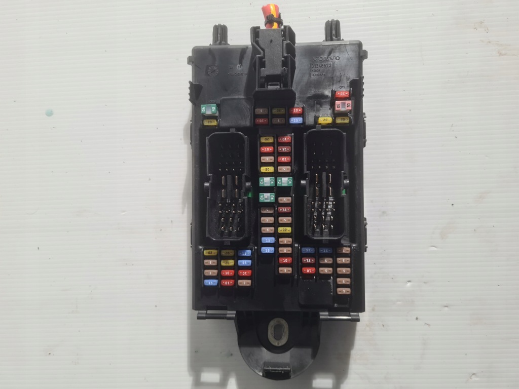 Купить Volvo xc90 ii коробка предохранителей 31346672