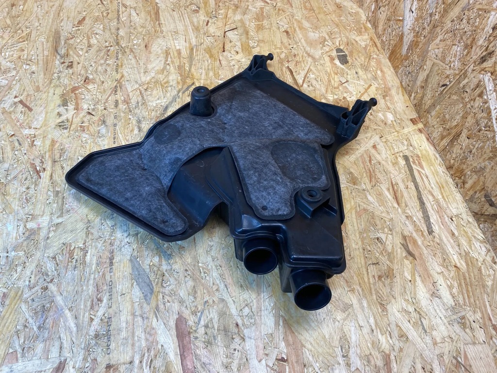 фото №5, Захист двигуна резонатор повітря mercedes w213 w238 a6540103102